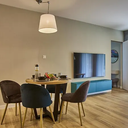 Forest Apartment